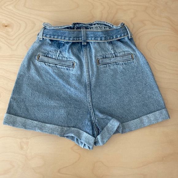 Zara Belted Paper Bag Shorts - Picture 2 of 3